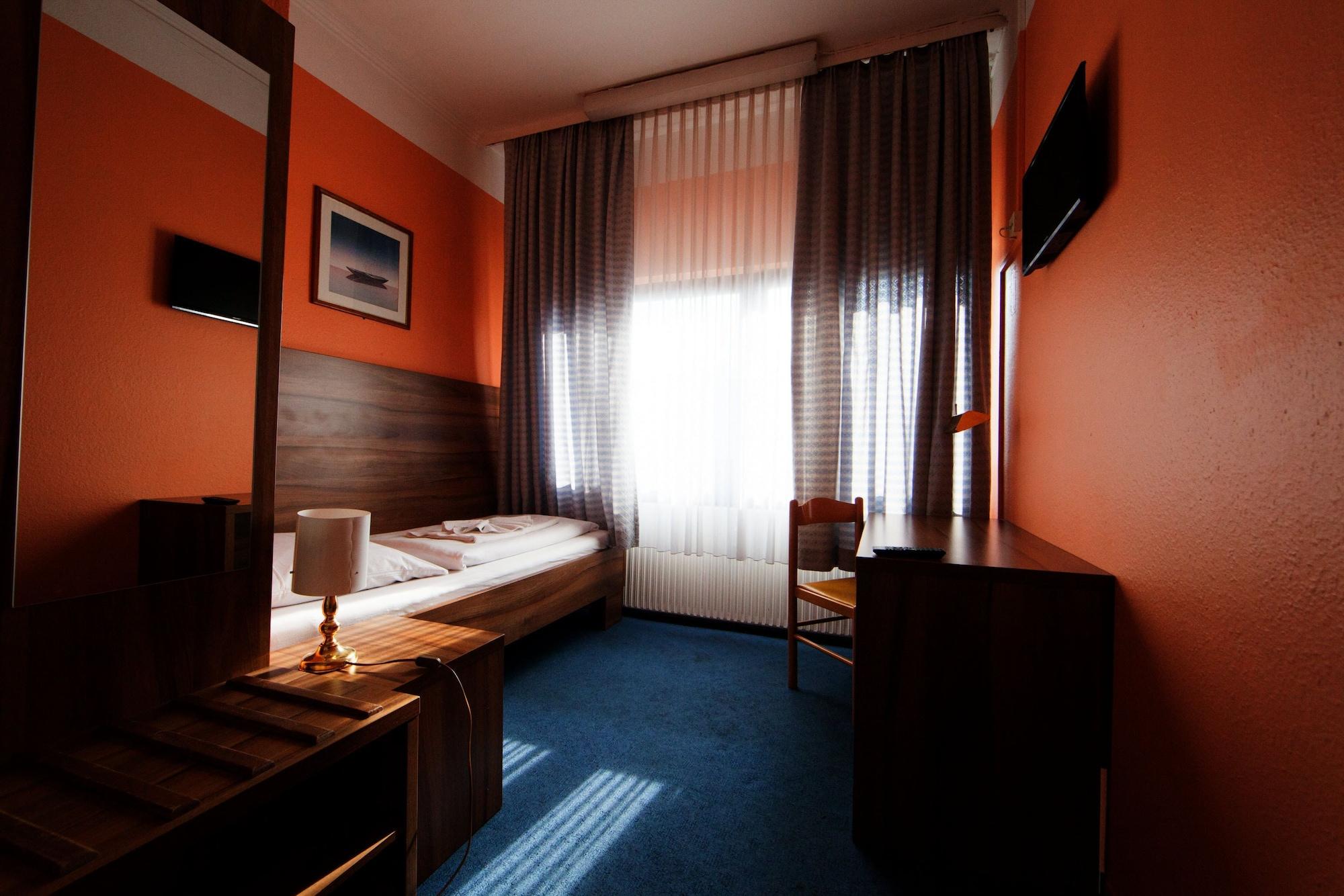 Alper Am Potsdamer Platz Hotel Berlijn