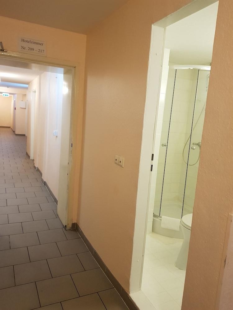 Alper Am Potsdamer Platz Hotel Berlijn